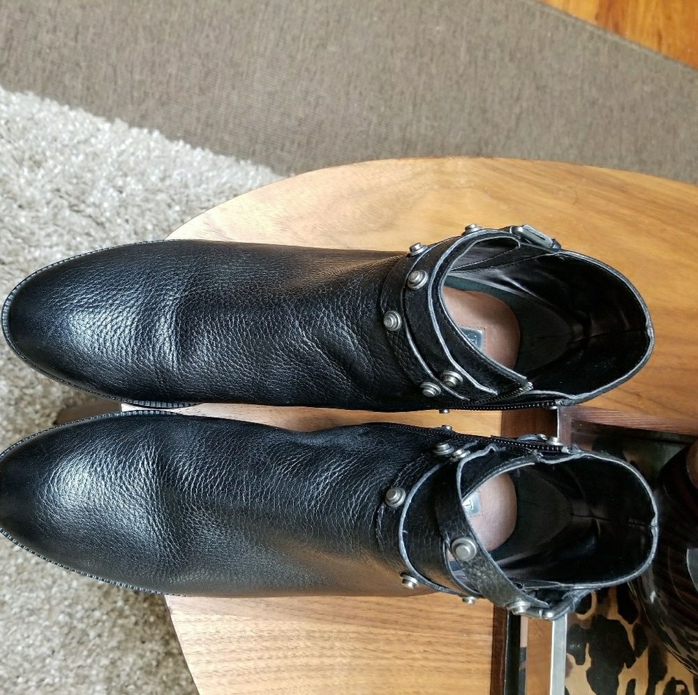 Halogen Lidia Black Leather Studded Ankle Boots